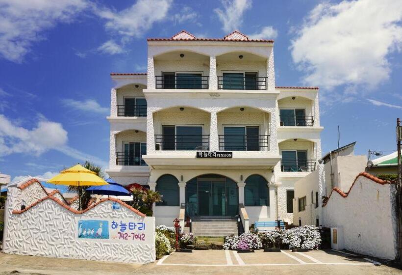 Familjesvit, Pension Haneul Tari