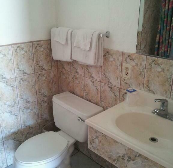 غرفة قياسية سرير كينج, Travel Eagle Inn Motel