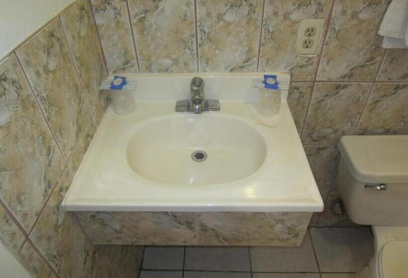 Стандартный Номер Кровать Кинг, Travel Eagle Inn Motel