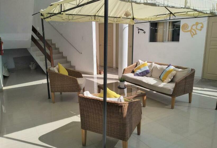 Standaardkamer met Gedeelde Badkamer, Icthus Paracas