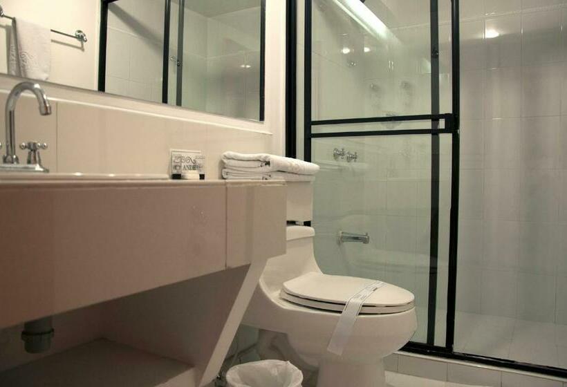 Quarto Estandar, Apartaestudios Los Andes