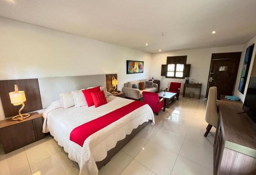 جناح ديلوكس, Campestre Montecarlo