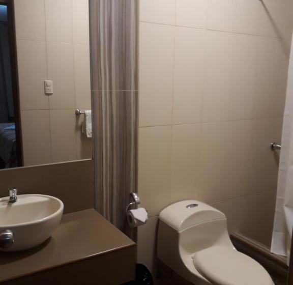 غرفة سوبيريور, Curasi