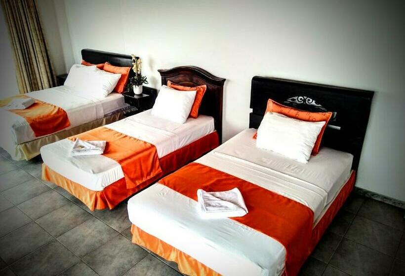 베이직 3인 룸, El Atajo