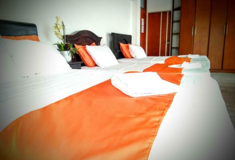 베이직 3인 룸, El Atajo