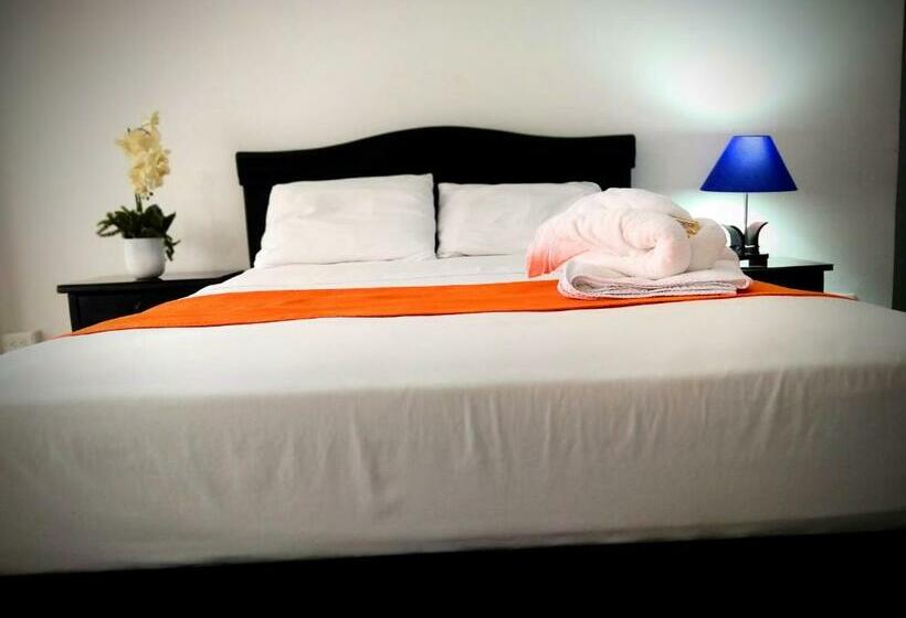 스탠다드 싱글 룸, El Atajo