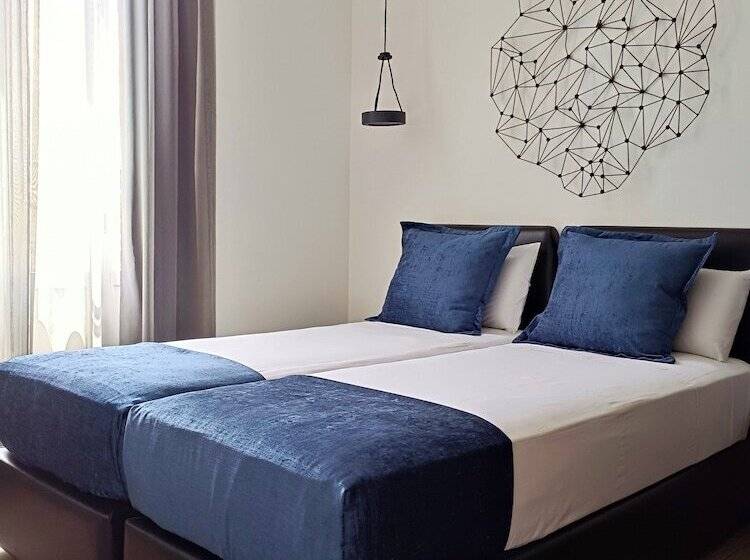 Habitación Estándar, El Siglo