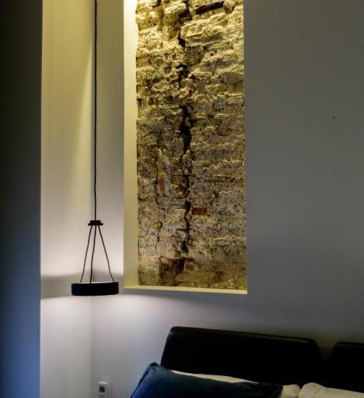 Habitación Basic, El Siglo