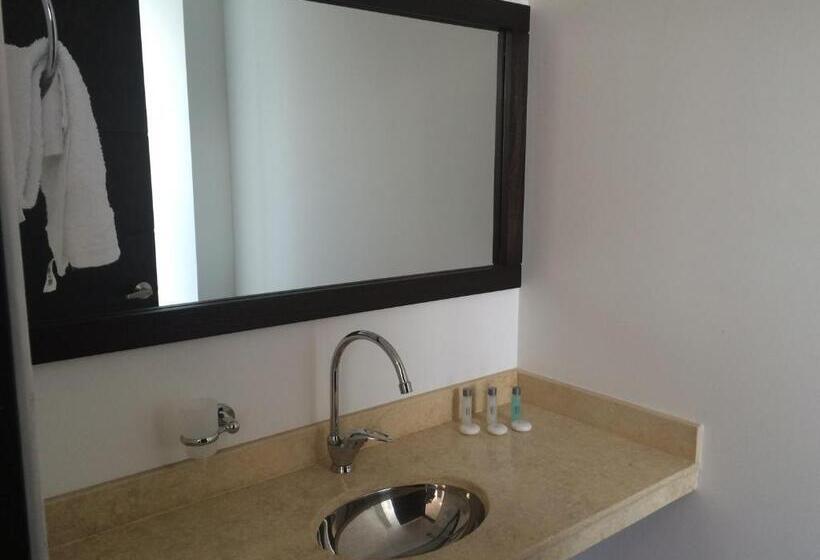 Номер Deluxe Кровать Кинг, H53