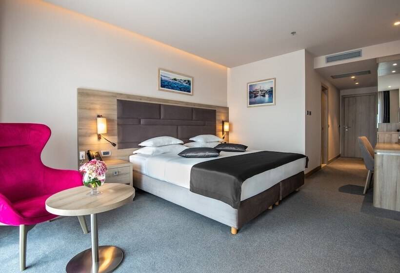 Номер Superior Вид на Море с Балконом, Plaža Duće