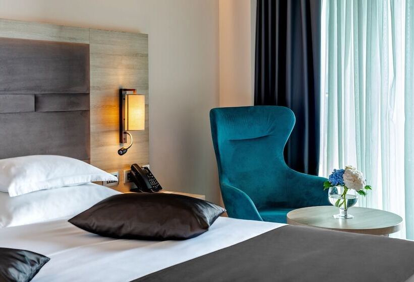 Habitación Premium Vista al Mar., Plaža Duće