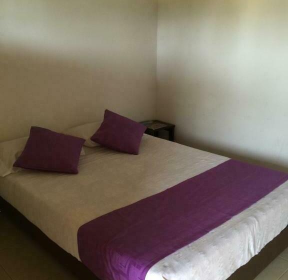 标准间, Quindio Campestre