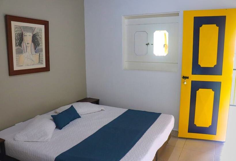 标准三人间, Quindio Campestre