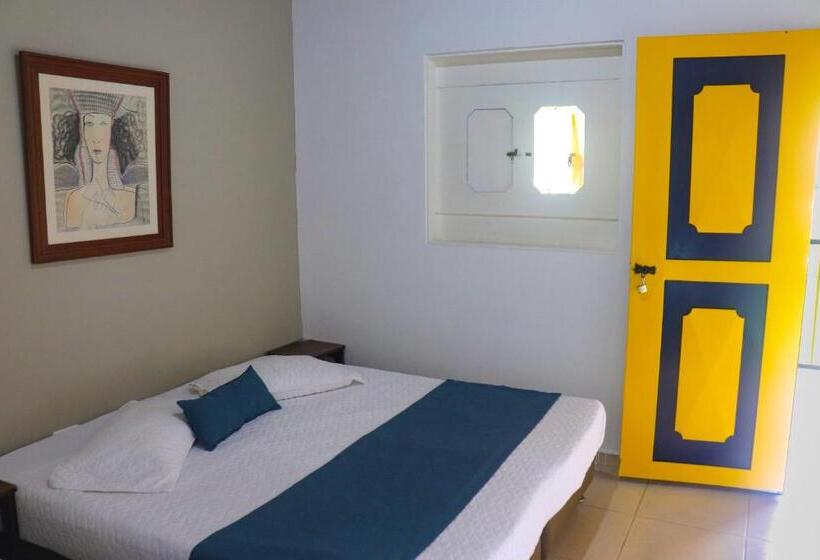 标准三人间, Quindio Campestre