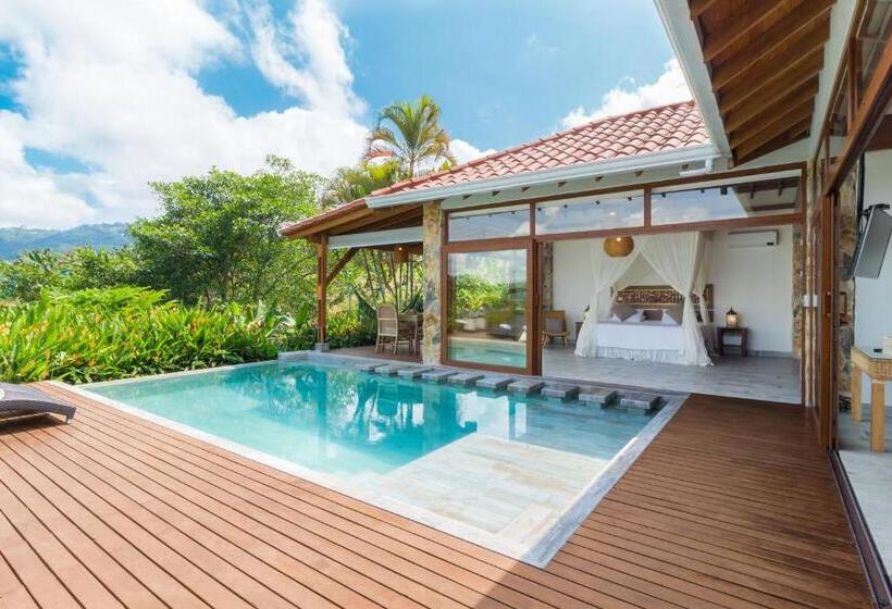 套房配有游泳池, Spa La Colina