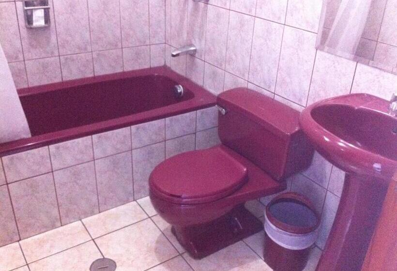 اتاق استاندارد, Universo