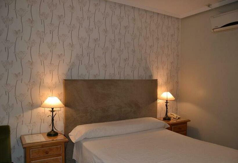 スタンダードルーム, Villegas