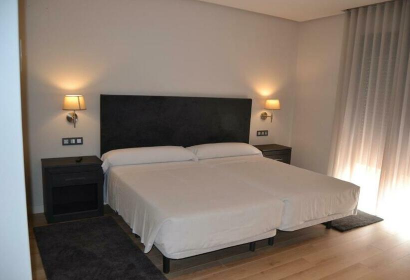 スタンダードルーム, Villegas