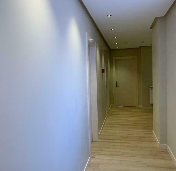 スタンダードルーム, Villegas