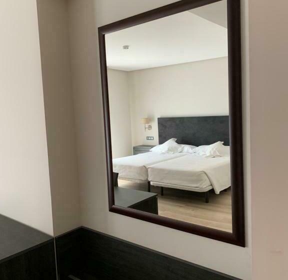 ベーシックトリプルルーム, Villegas