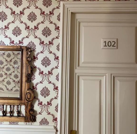 ファミリールーム, Villegas