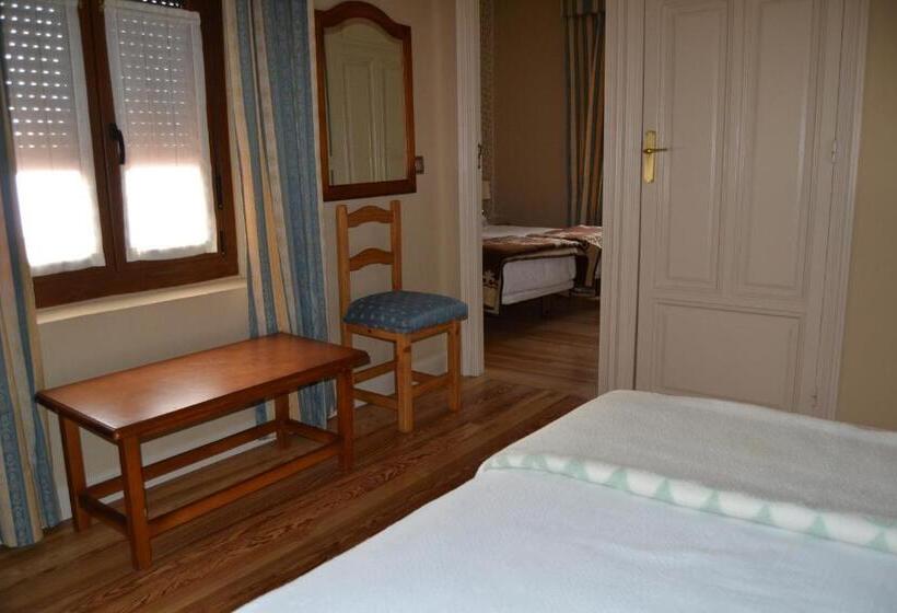 ファミリールーム, Villegas