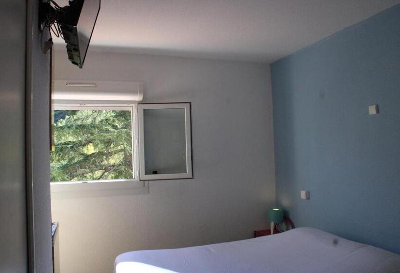 Номер Стандарт Вид на Реку, Appart Hotel Castel Emeraude, Charme Et Caractère