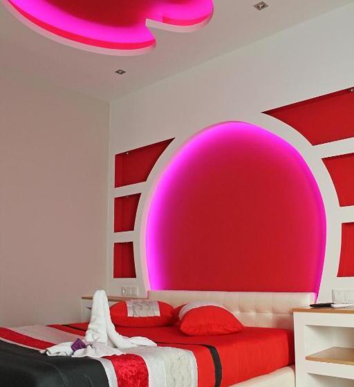 اتاق استاندارد با بالکن, Monte Carlo Love Porto