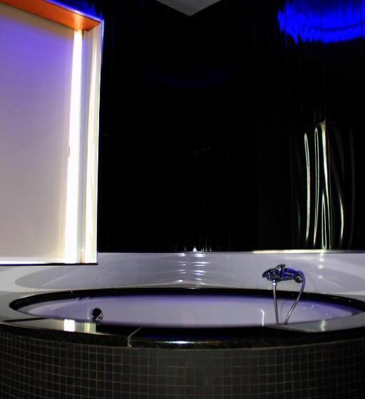 اتاق استاندارد با وان آب گرم, Monte Carlo Love Porto