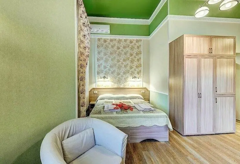 سوییت جونیور, Avita Krasnye Vorota