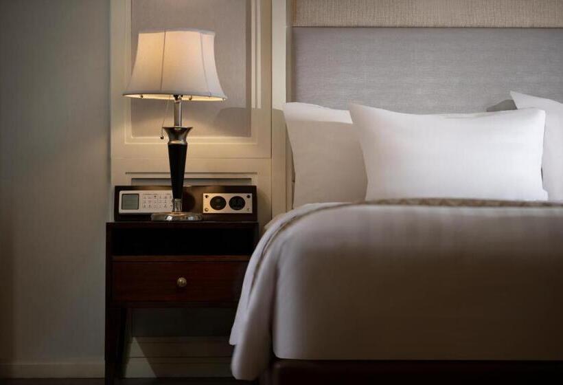 جناح إدارى سرير كينج, Wyndham Panbil Batam