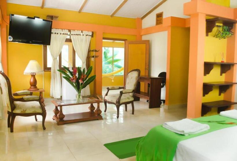 מיטת קינג בסוויטה, Cabañas Yakuruna