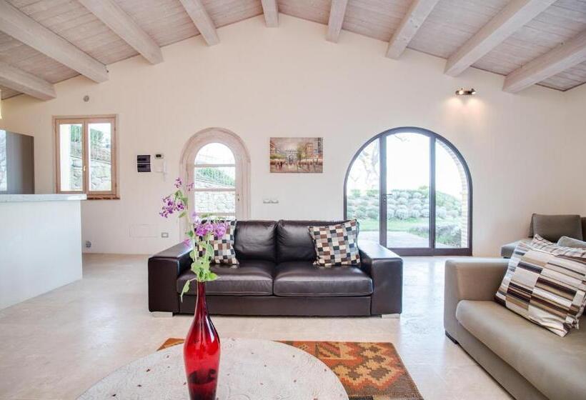 דירת חדר עם טרסה, Cignella Resort