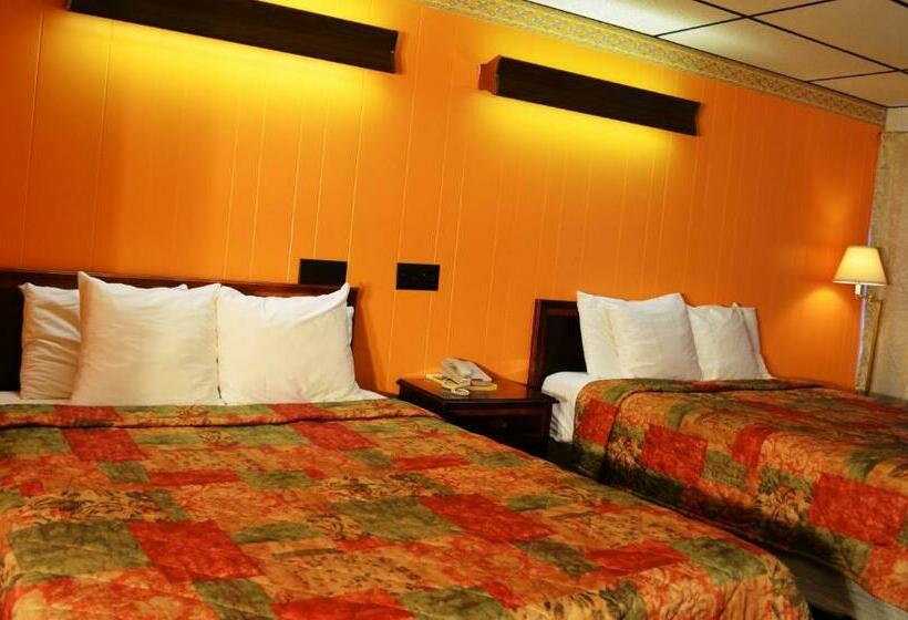 Номер Deluxe, Economy Inn Bluefield