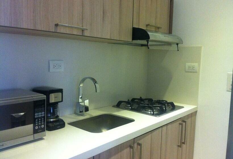 سوییت, Hausen Hotel   Suites