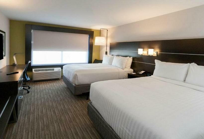 Номер Стандарт Адаптированный для Инвалидов, Holiday Inn Express & Suites   Dodge City, An Ihg