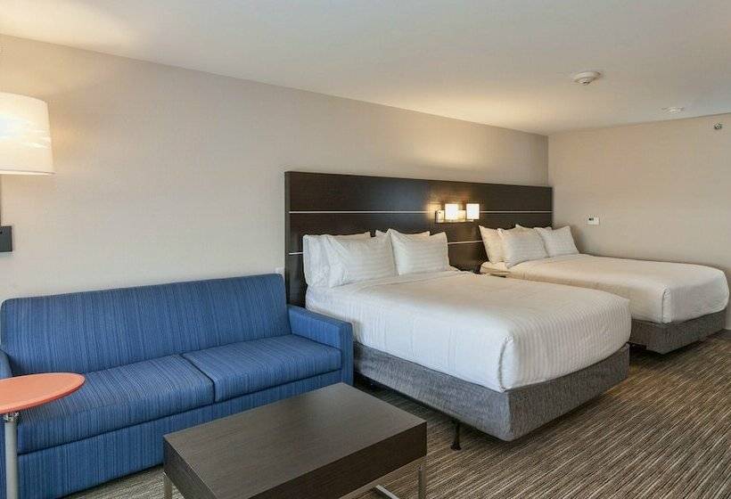 Люкс, Holiday Inn Express & Suites   Dodge City, An Ihg