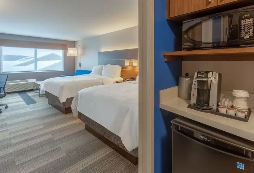 身障者適用スイートルーム, Holiday Inn Express & Suites   Rice Lake, An Ihg