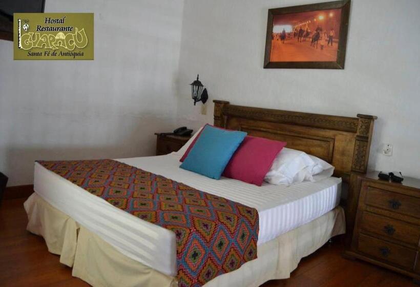 اتاق استاندارد سه نفره, Hostal Restaurante Guaracu