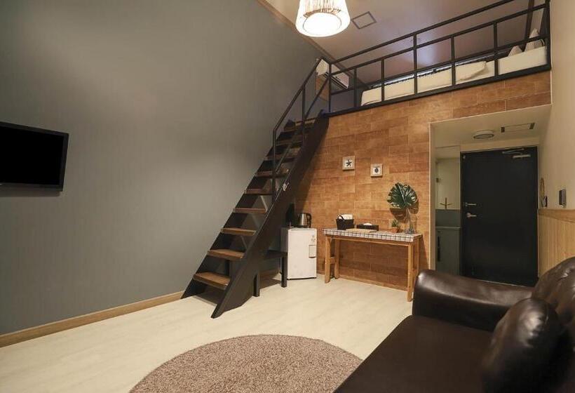 Habitació Familiar Deluxe, Hue Loft