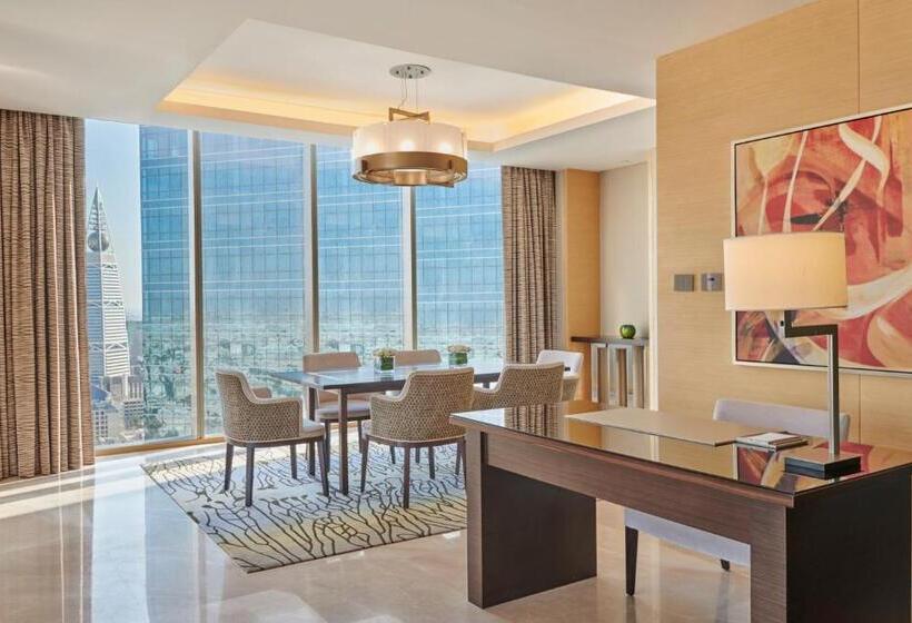 סוויטה, Hyatt Regency Riyadh Olaya