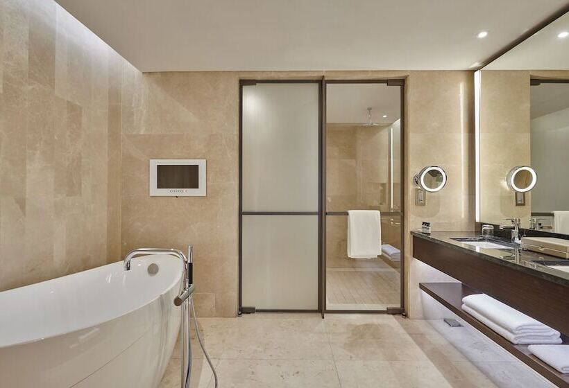 Президентский Люкс, Hyatt Regency Riyadh Olaya