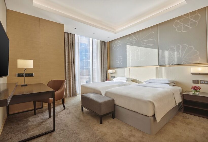 Номер Deluxe, Hyatt Regency Riyadh Olaya