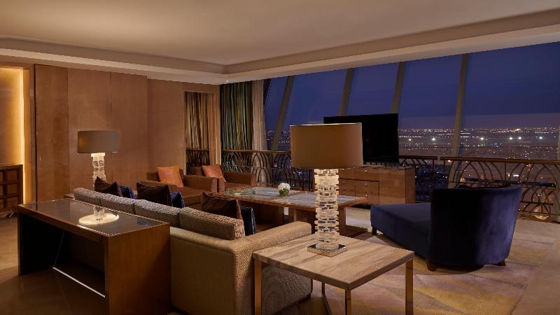 Люкс, Hyatt Regency Riyadh Olaya