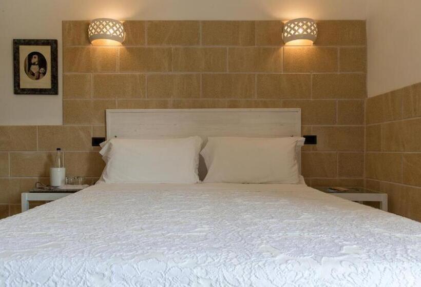 חדר סופריור לארבעה, Masseria Dei Monaci