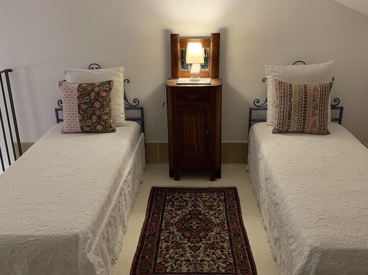 חדר סופריור לארבעה, Masseria Dei Monaci