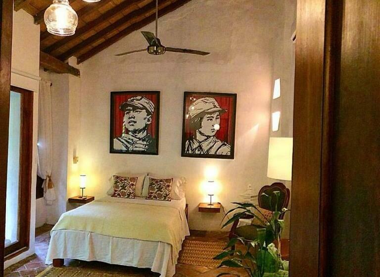 スタンダードルーム, Portal De La Marquesa