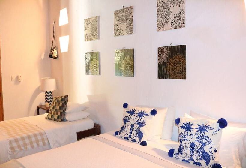 スタンダードルーム, Portal De La Marquesa