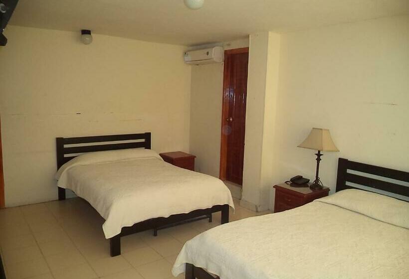 غرفة عائلية, Roca & Mar