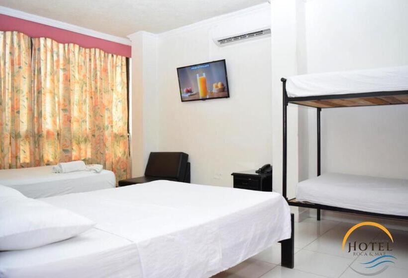 غرفة عائلية, Roca & Mar